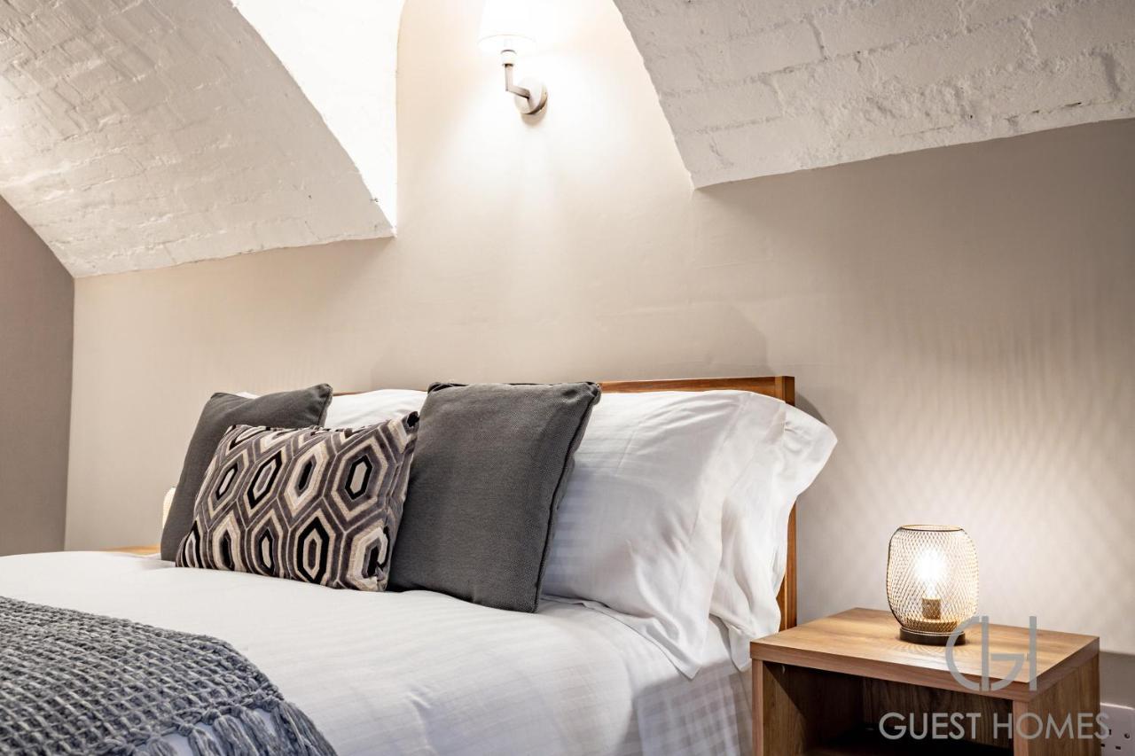 Host & Stay - Shaw Street Basement Worcester Bagian luar foto