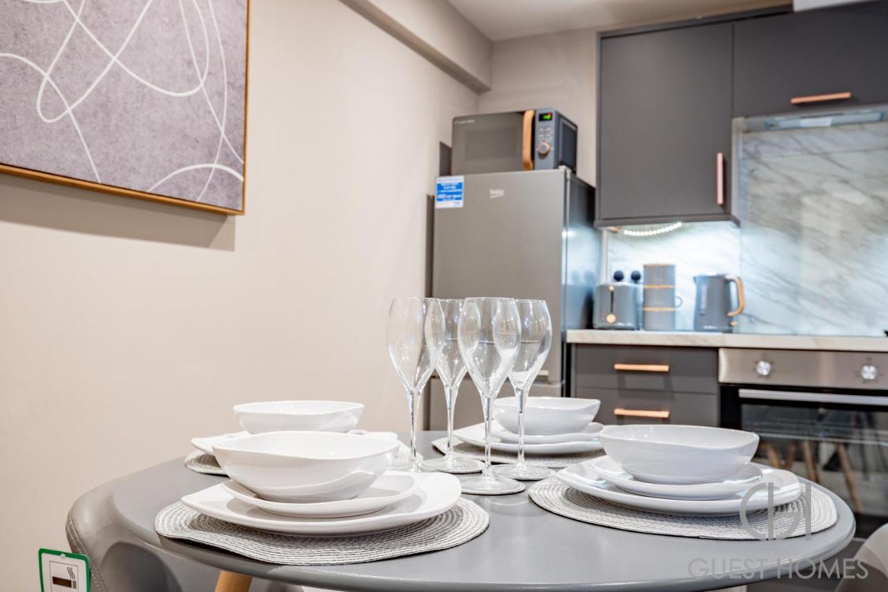 Host & Stay - Shaw Street Basement Worcester Bagian luar foto