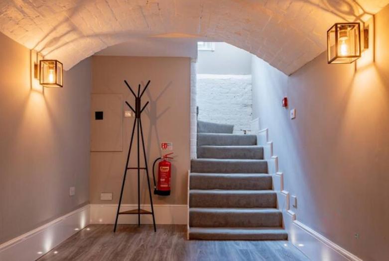 Host & Stay - Shaw Street Basement Worcester Bagian luar foto